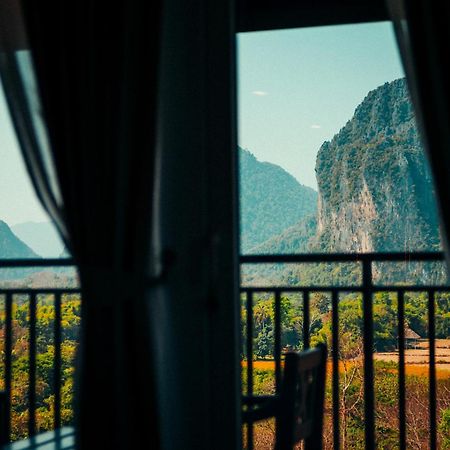 The Elephant Crossing Hotel Vang Vieng Exterior photo