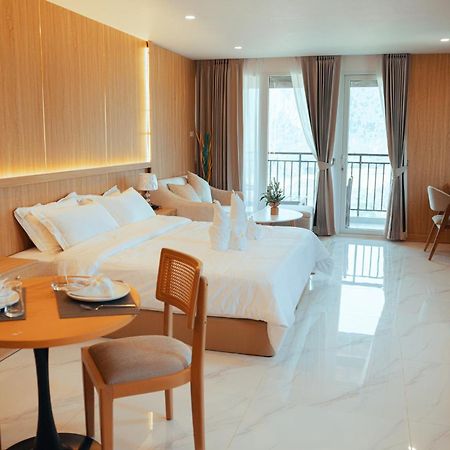 The Elephant Crossing Hotel Vang Vieng Exterior photo